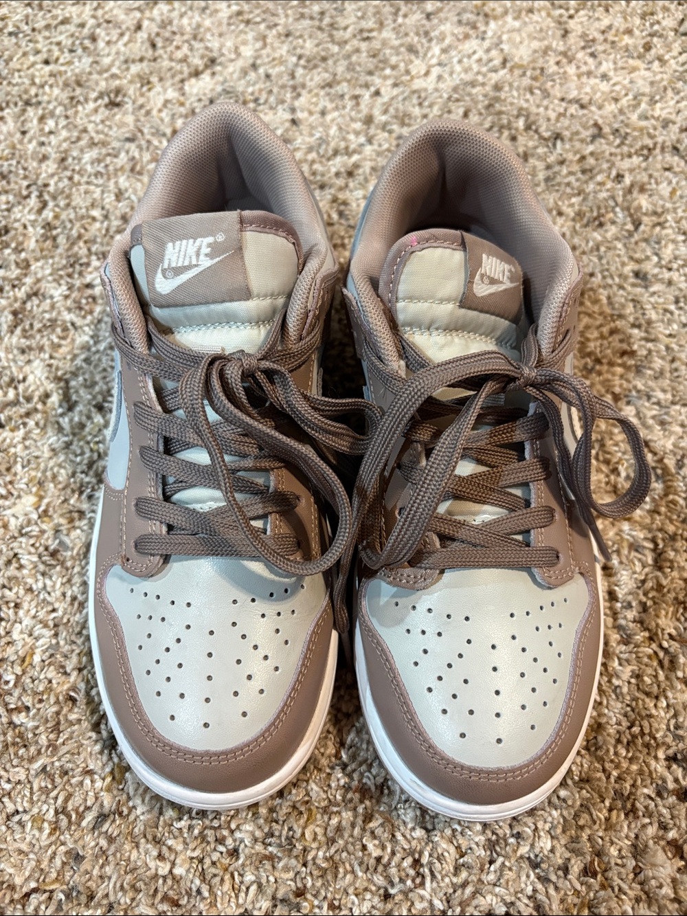 Nike Kids Tan and Gray Low-Top Sneakers
